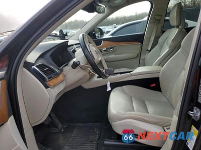 Zdjęcie 7 z 11 samochodu: 2021 VOLVO XC90 T8 RECHARGE MOMENTUM VIN:YV4BR00K2M1693067 - miniatura
