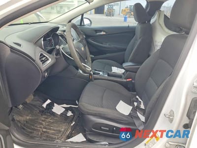Zdjęcie 7 z 12 samochodu: 2017 CHEVROLET CRUZE LT VIN:1G1BE5SM9H7209353 - miniatura