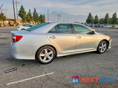 Trzecie zdjęcie samochodu z tyłu: 2012 TOYOTA CAMRY SE VIN:4T1BF1FKXCU032792 - miniatura