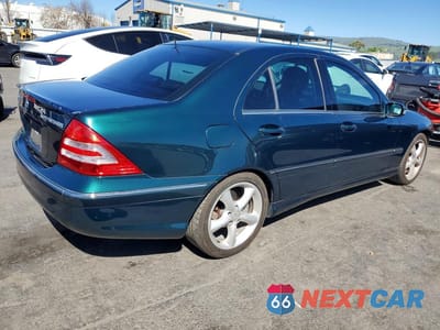 Trzecie zdjęcie samochodu z tyłu: 2005 MERCEDES-BENZ C 230K SPORT SEDAN VIN:WDBRF40J25F645046 - miniatura