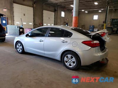 Drugie zdjęcie samochodu z przodu: 2016 KIA FORTE LX VIN:KNAFK4A63G5487218 - miniatura