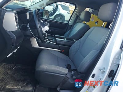 Zdjęcie 7 z 12 samochodu: 2023 TOYOTA TUNDRA SR5 VIN:5TFLA5DB2PX099358 - miniatura