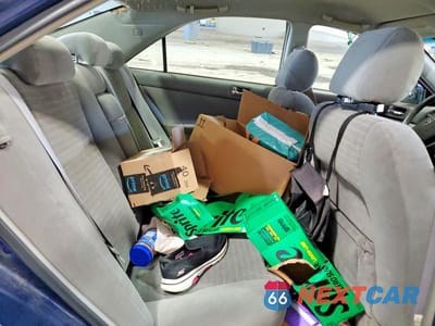 Zdjęcie 10 z 11 samochodu: 2005 TOYOTA CAMRY LE VIN:4T1BE30K25U032389 - miniatura