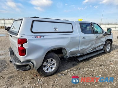 Trzecie zdjęcie samochodu z tyłu: 2022 CHEVROLET SILVERADO K1500 LT VIN:1GCPDDEK5NZ542220 - miniatura