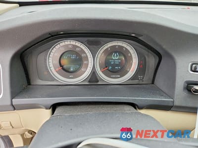 Zdjęcie 9 z 12 samochodu: 2013 VOLVO S60 T5 VIN:YV1612FS9D2211424 - miniatura