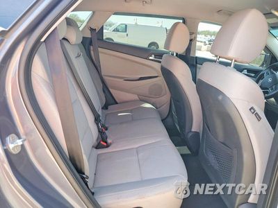 Zdjęcie 11 z 14 samochodu: 2021 HYUNDAI TUCSON SE VIN:KM8J23A46MU299506 - miniatura