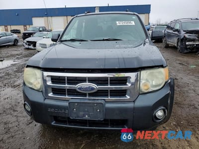 Piąte zdjęcie samochodu w środku: 2008 FORD ESCAPE XLT VIN:1FMCU03108KC00135 - miniatura