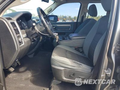 Zdjęcie 7 z 12 samochodu: 2013 RAM 1500 SLT VIN:1C6RR7GTXDS622693 - miniatura