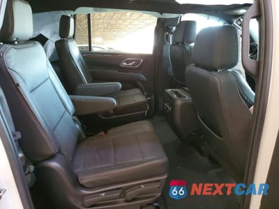 Zdjęcie 11 z 14 samochodu: 2023 CHEVROLET SUBURBAN K1500 HIGH COUNTRY VIN:1GNSKGKL9PR546960 - miniatura