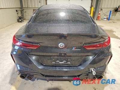 Zdjęcie 6 z 13 samochodu: 2023 BMW M8 VIN:WBSGV0C01PCK32961 - miniatura