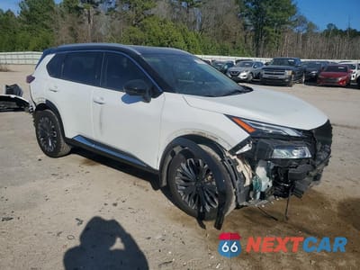 Czwarte zdjęcie samochodu z boku: 2024 NISSAN ROGUE PLATINUM VIN:JN8BT3DC9RW380783 - miniatura