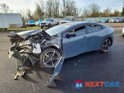 2023 TOYOTA PRIUS LE JTDADABU0P3004377 - główne zdjęcie licytacji z USA - miniatura