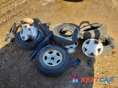 Zdjęcie 12 z 12 samochodu: 1999 CHEVROLET SILVERADO K1500 VIN:1GCEK19T1XE201230 - miniatura