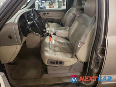 Zdjęcie 7 z 12 samochodu: 2001 CHEVROLET TAHOE K1500 VIN:1GNEK13T11J238597 - miniatura