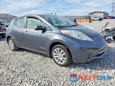 Czwarte zdjęcie samochodu z boku: 2013 NISSAN LEAF S VIN:1N4AZ0CPXDC413329 - miniatura