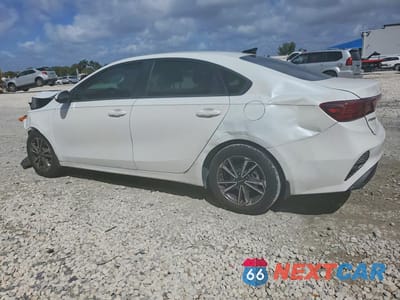 Drugie zdjęcie samochodu z przodu: 2023 KIA FORTE LXS VIN:3KPF24AD7PE573427 - miniatura