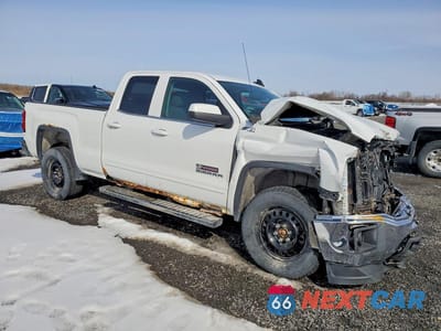 Czwarte zdjęcie samochodu z boku: 2015 GMC SIERRA K1500 SLE VIN:1GTV2UECXFZ397912 - miniatura