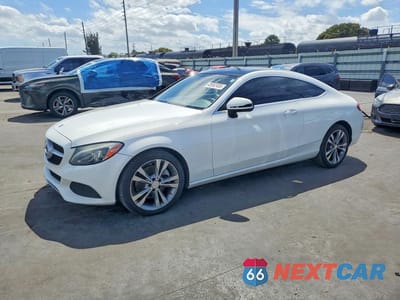 2017 MERCEDES-BENZ C 300 4MATIC WDDWJ4KB6HF388850 - główne zdjęcie licytacji z USA - miniatura