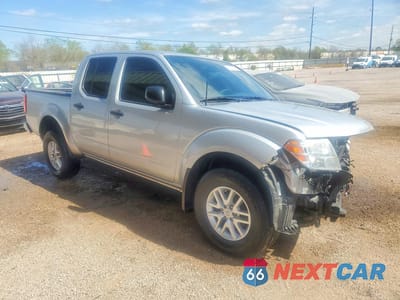 Czwarte zdjęcie samochodu z boku: 2019 NISSAN FRONTIER SV VIN:1N6AD0EV0KN710189 - miniatura