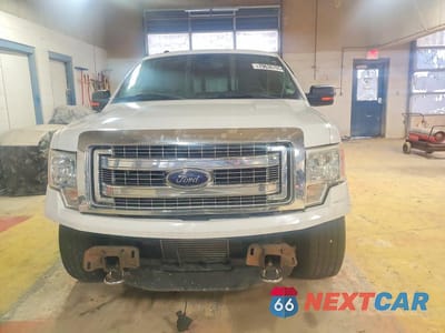 Piąte zdjęcie samochodu w środku: 2014 FORD F150 SUPER CAB VIN:1FTFX1ET9EFA61074 - miniatura