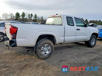 Trzecie zdjęcie samochodu z tyłu: 2018 TOYOTA TACOMA SR VIN:5TFSX5ENXJX062990 - miniatura