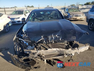 Piąte zdjęcie samochodu w środku: 2021 MERCEDES-BENZ E 350 VIN:W1KZF8DB1MA873584 - miniatura