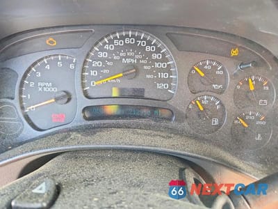 Zdjęcie 9 z 13 samochodu: 2005 CHEVROLET SUBURBAN C1500 VIN:3GNEC16Z15G220976 - miniatura