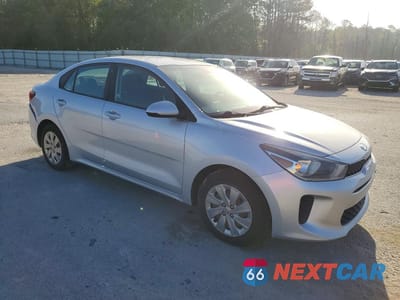 Czwarte zdjęcie samochodu z boku: 2018 KIA RIO S VIN:3KPA24AB9JE077173 - miniatura