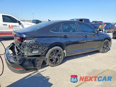 Trzecie zdjęcie samochodu z tyłu: 2025 VOLKSWAGEN JETTA SE VIN:3VW7X7BU0SM043270 - miniatura