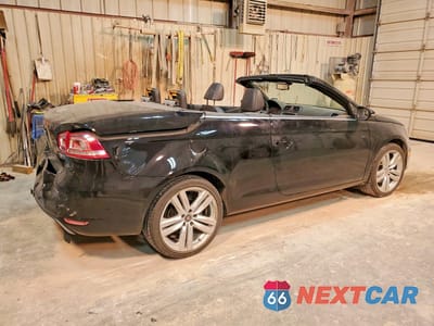 Trzecie zdjęcie samochodu z tyłu: 2015 VOLKSWAGEN EOS LUX VIN:WVWFW8AH5FV002043 - miniatura