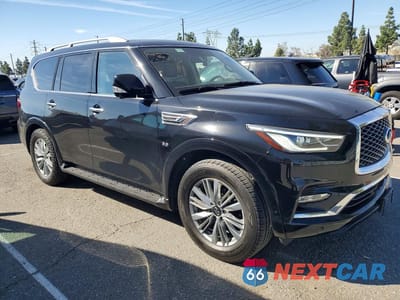 Czwarte zdjęcie samochodu z boku: 2020 INFINITI QX80 LUXE VIN:JN8AZ2NF3L9702966 - miniatura