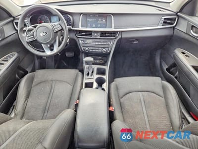 Zdjęcie 8 z 12 samochodu: 2019 KIA OPTIMA LX VIN:5XXGT4L31KG358650 - miniatura