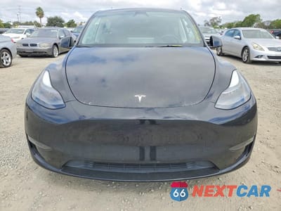 Piąte zdjęcie samochodu w środku: 2023 TESLA MODEL Y VIN:7SAYGAEE6PF827721 - miniatura