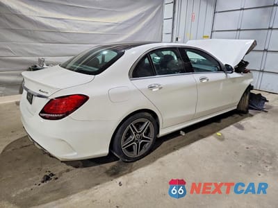 Trzecie zdjęcie samochodu z tyłu: 2021 MERCEDES-BENZ C 300 4MATIC VIN:W1KWF8EB6MR627844 - miniatura