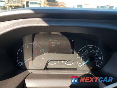 Zdjęcie 8 z 10 samochodu: 2025 FORD TRANSIT T-350 VIN:1FBAX2YG4SKA64003 - miniatura