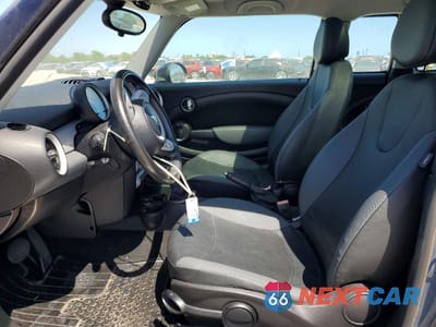 Zdjęcie 7 z 13 samochodu: 2010 MINI COOPER CLUBMAN VIN:WMWML3C54ATX39371 - miniatura