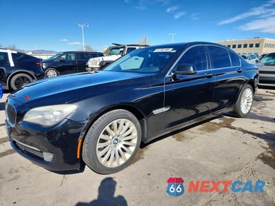 2012 BMW 750 XI WBAKC6C5XCC396304 - główne zdjęcie licytacji z USA - miniatura