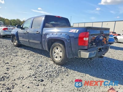 Drugie zdjęcie samochodu z przodu: 2011 CHEVROLET SILVERADO K1500 LT VIN:1GCPKSE37BF216306 - miniatura