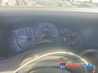 Zdjęcie 9 z 13 samochodu: 2004 CHEVROLET SUBURBAN K1500 VIN:3GNFK16T24G176259 - miniatura