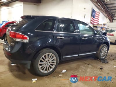 Trzecie zdjęcie samochodu z tyłu: 2011 LINCOLN MKX VIN:2LMDJ6JK1BBJ31960 - miniatura