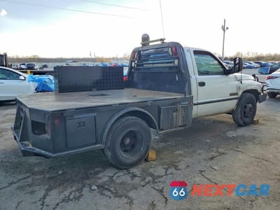 Trzecie zdjęcie samochodu z tyłu: 1996 DODGE RAM 2500 FLATBED TRUCK VIN:1B7KC26C6TJ106853 - miniatura