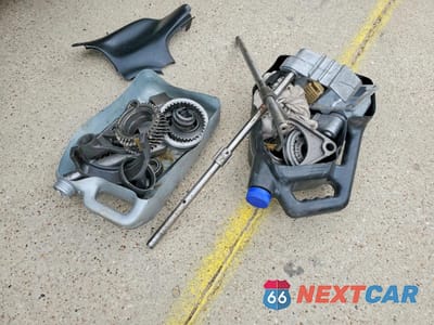 Zdjęcie 12 z 13 samochodu: 2000 CHEVROLET CORVETTE VIN:1G1YY32G4Y5104960 - miniatura