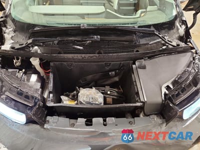 Zdjęcie 12 z 14 samochodu: 2015 BMW I3 BEV VIN:WBY1Z2C5XFV555528 - miniatura