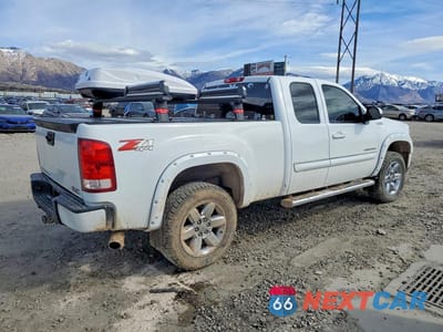 Trzecie zdjęcie samochodu z tyłu: 2012 GMC SIERRA K1500 SLE VIN:1GTR2VE71CZ142958 - miniatura