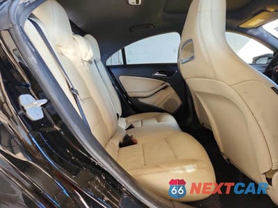 Zdjęcie 10 z 12 samochodu: 2014 MERCEDES-BENZ CLA 250 4MATIC VIN:WDDSJ4GB6EN135097 - miniatura