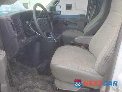 Zdjęcie 7 z 12 samochodu: 2025 GMC SAVANA 2500 CARGO UTILITY / SERVICE VAN VIN:1GTW7AF73S1126480 - miniatura