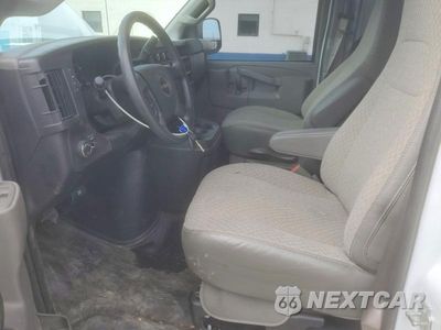 Zdjęcie 7 z 12 samochodu: 2025 GMC SAVANA 2500 CARGO UTILITY / SERVICE VAN VIN:1GTW7AF73S1126480 - miniatura