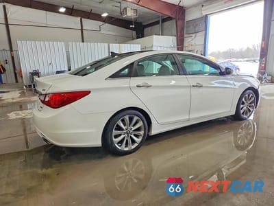 Trzecie zdjęcie samochodu z tyłu: 2012 HYUNDAI SONATA LIMITED 2.0T VIN:5NPEC4AB8CH387313 - miniatura