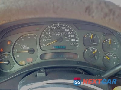 Zdjęcie 9 z 13 samochodu: 2005 CHEVROLET SILVERADO K2500 HEAVY DUTY VIN:1GCHK29205E291056 - miniatura