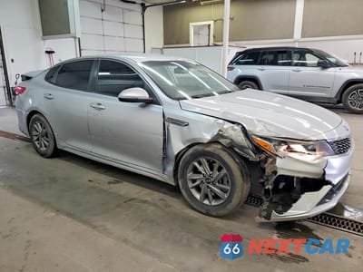 Czwarte zdjęcie samochodu z boku: 2019 KIA OPTIMA LX VIN:5XXGT4L36KG311906 - miniatura